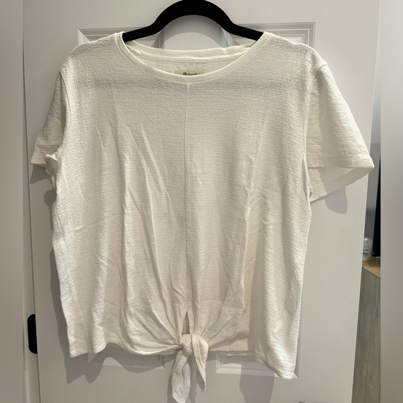 Madewell Tops - Madewell tie front top size Medium